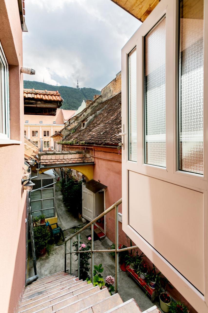 Kendall Studio Brasov Luaran gambar